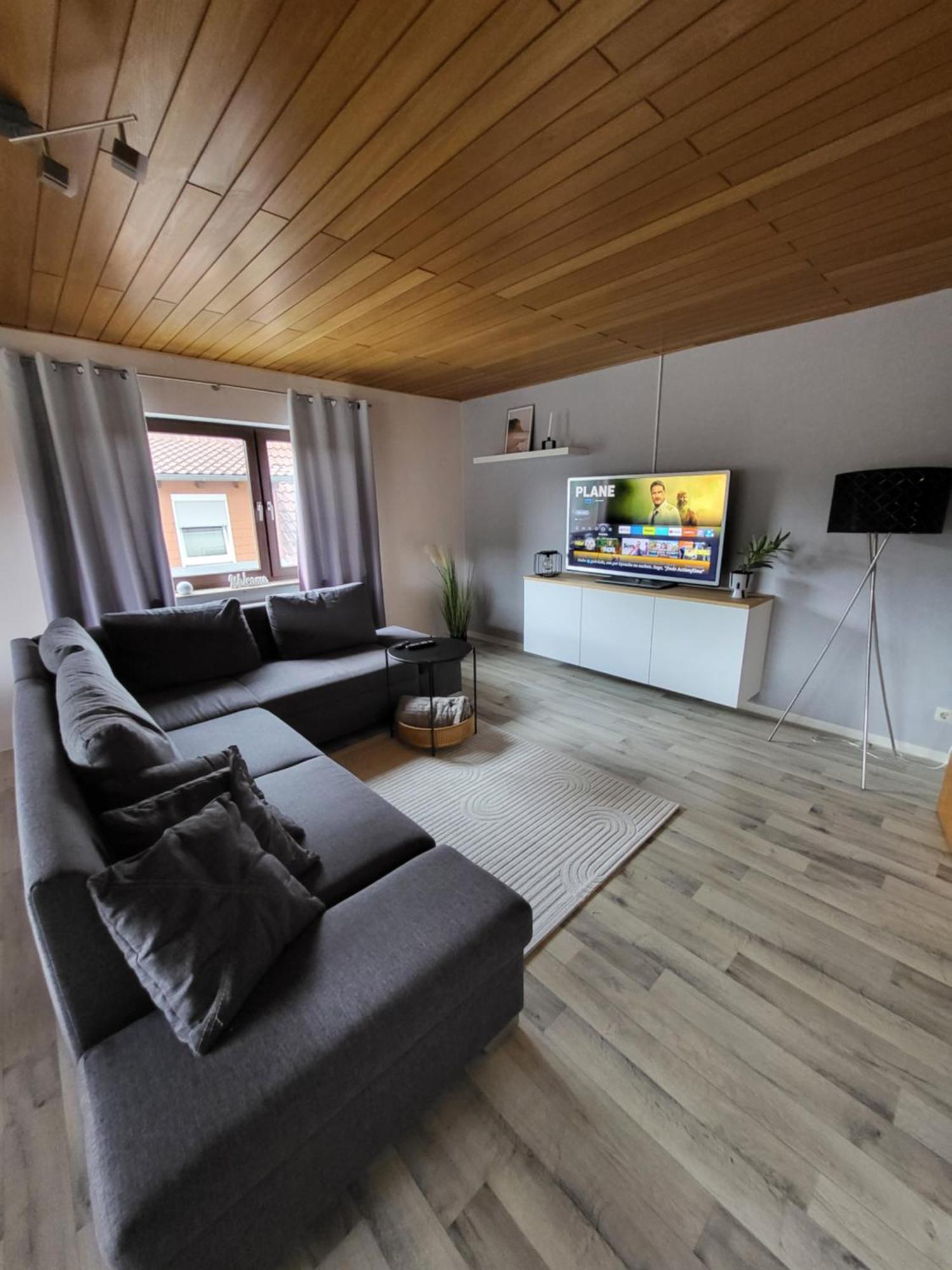 Ferienwohnung Weitblick Uninah Homburg  Buitenkant foto